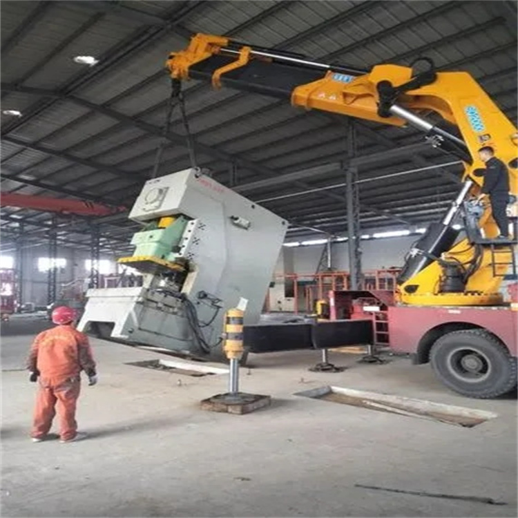 上饶信州80吨折臂吊车出租附近电话